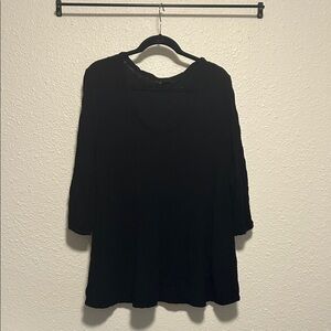 Tianello Elegant Black Tunic Top